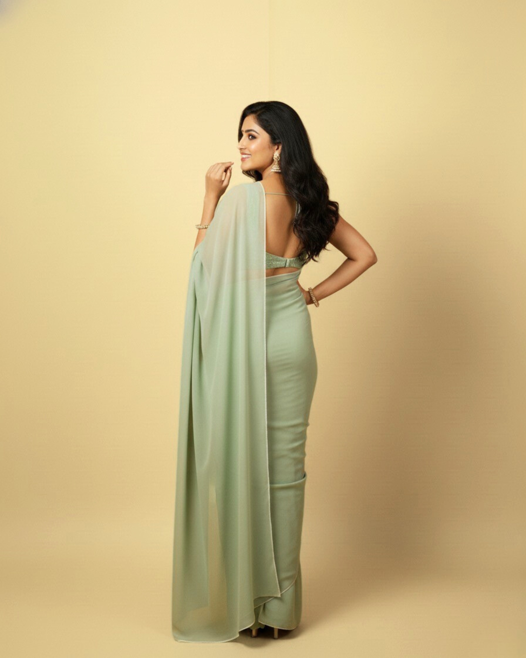 Mehek: Mint Green Heavy Georgette Saree with White Piping