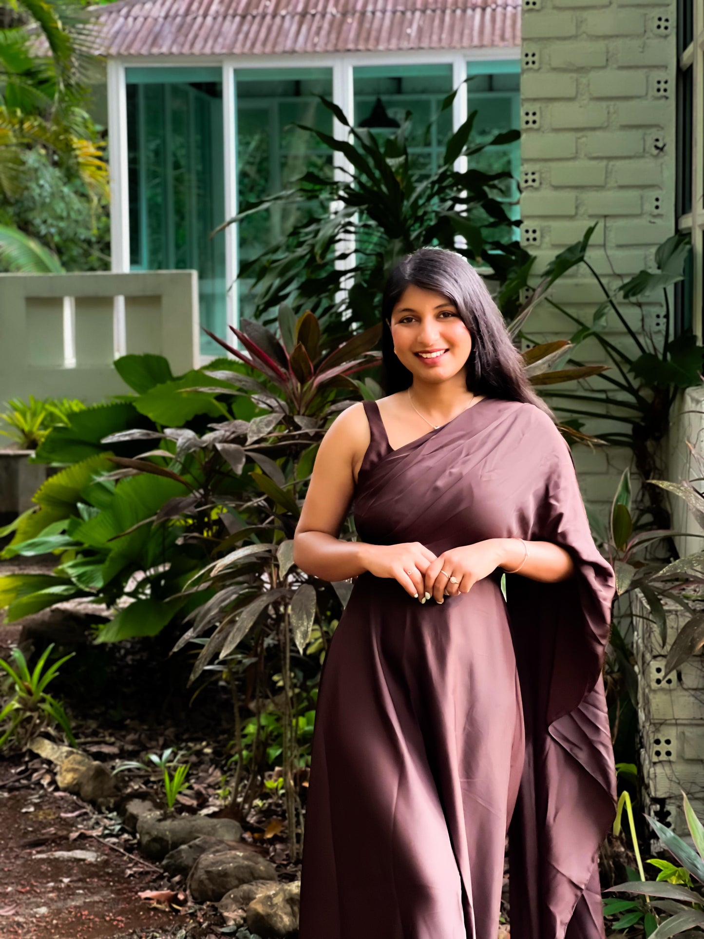 Velltiska Cocoa Drape – The Epitome of Elegance