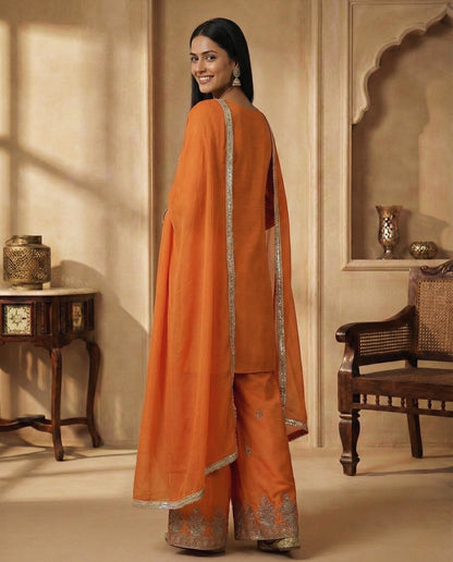 Aarzoo: Embroidered Kurta and Pant Set by Velltiska