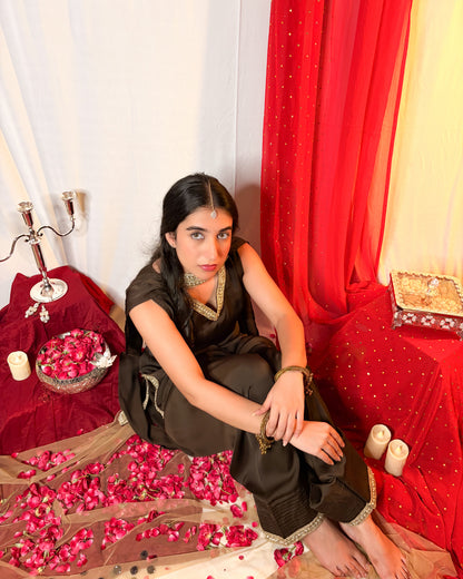 Madhubala: Mocha Brown Farshi Salwar Coord Set by Velltiska