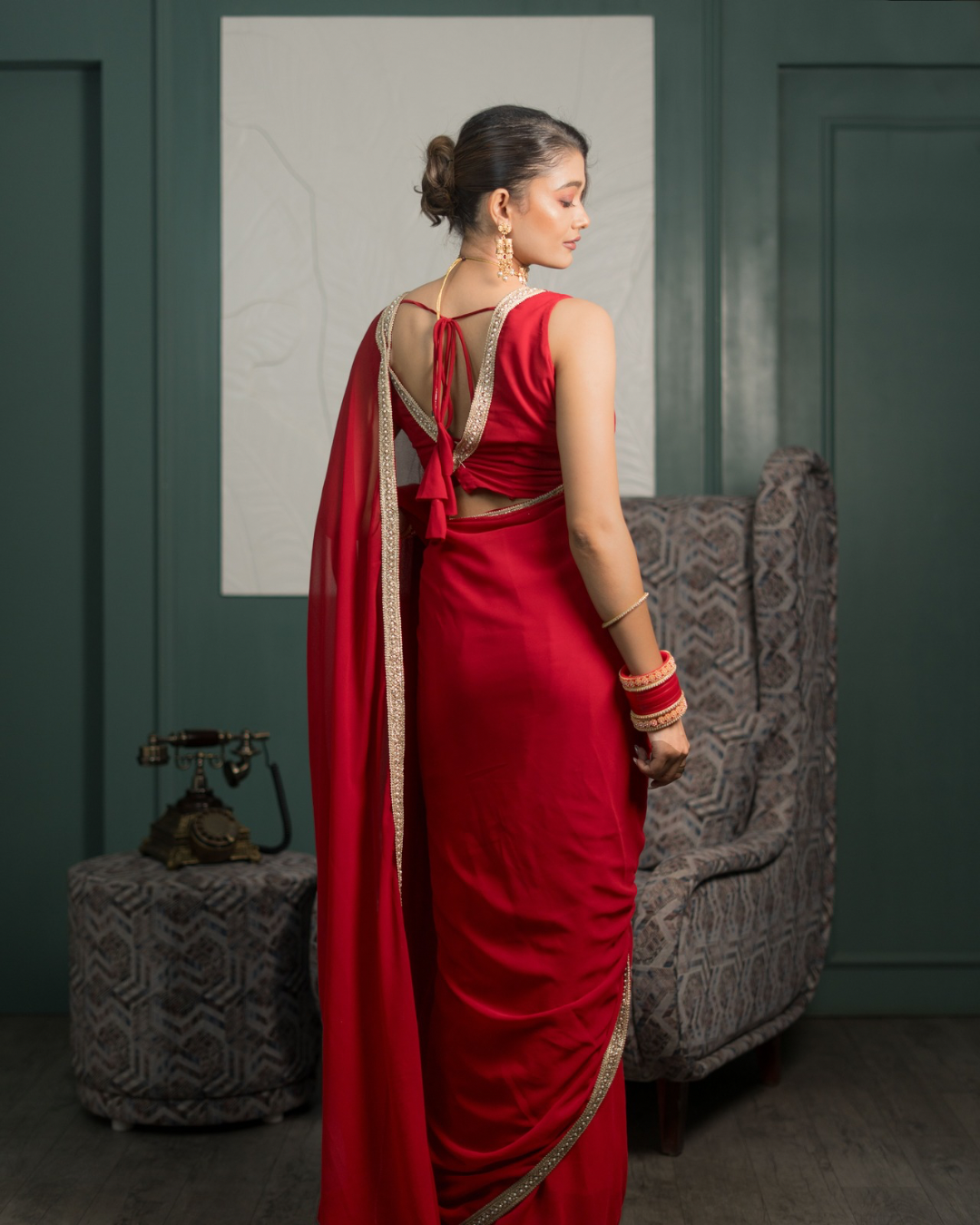 Velltiska Signature Red Saree With Unstitched Blouse