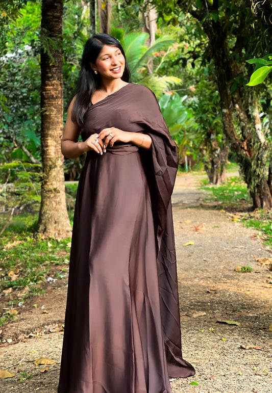 Velltiska Cocoa Drape – The Epitome of Elegance