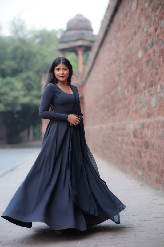 Aaranya Essential Gown – Timeless Simplicity